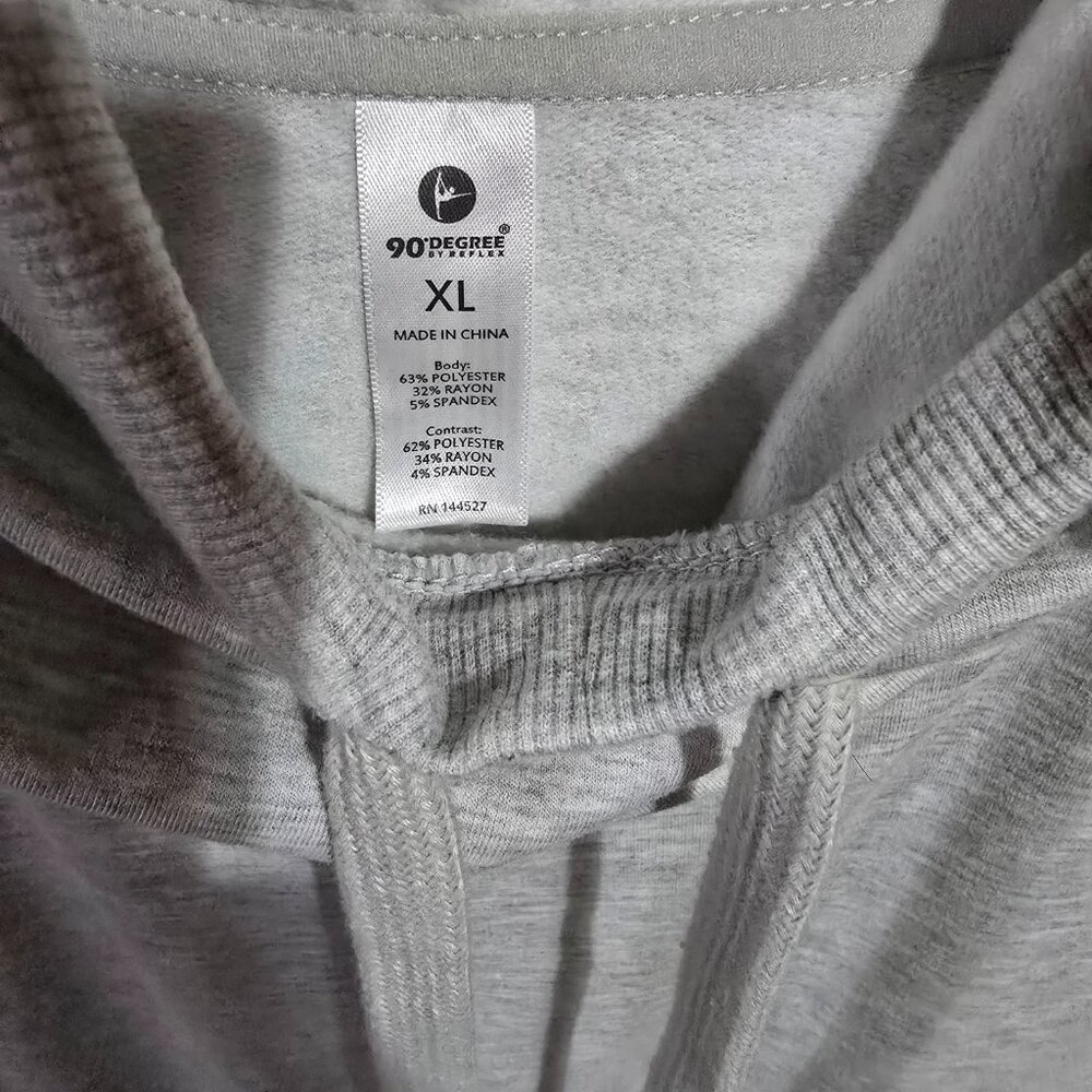 90 Degrees Hooded Sweatshirt Pockets Drawstring - Picture 3 of 3